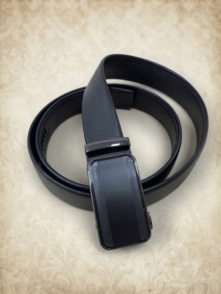 CINTURÓN NEGRO HEBILLA DOBLE LINEA